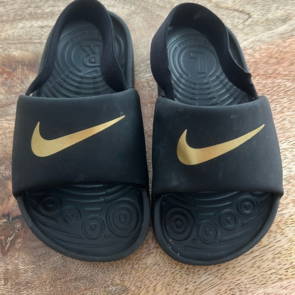 Nike slip on sandals